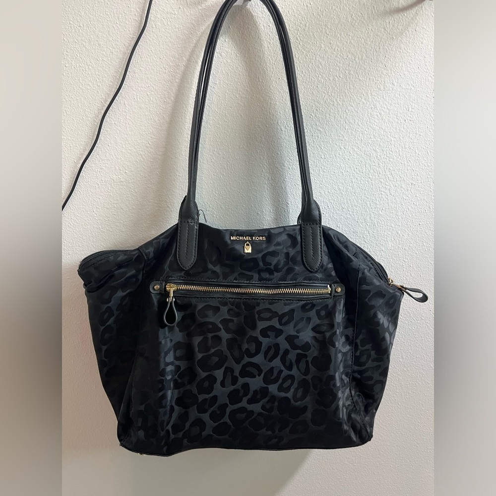 Michael kors tote - large